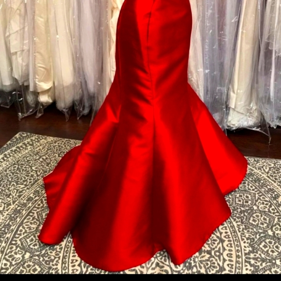 Red Mermaid Mikado Gown - Picture 8 of 12